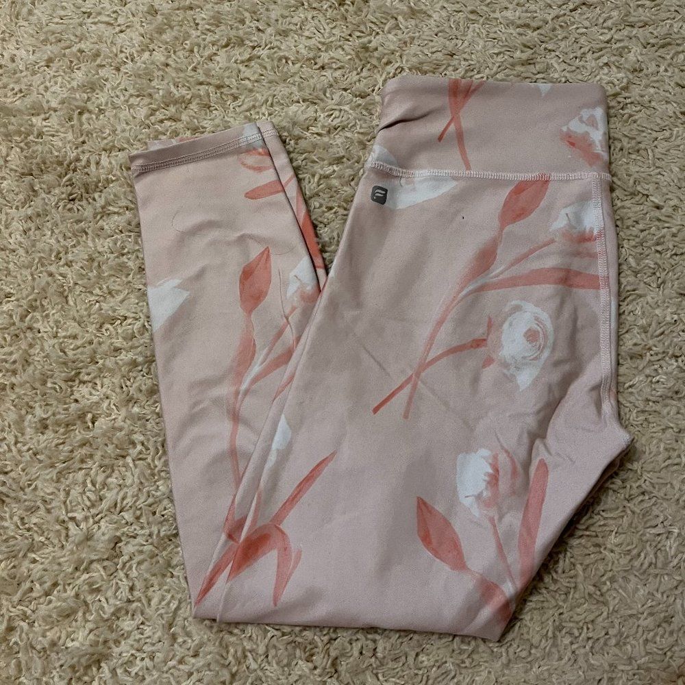 fabletics floral 7/8 length leggings size small
